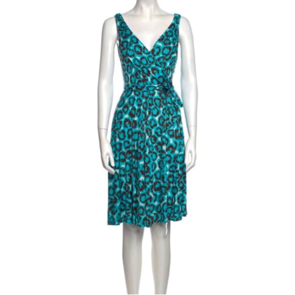 Diane Von Furstenberg Silk Cheetah Wrap Knee-Length Dress
